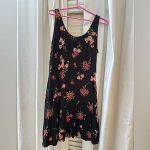 Express Black Floral Dress - L